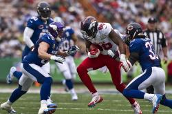 开云体育登录-赛道与球场，F1新赛季揭幕战与浙江队粉碎火箭的双重奏