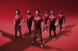 开云体育在线-黄蜂式防守锁死76人，锡安在美加墨世界杯接管比赛，新时代的攻防启示