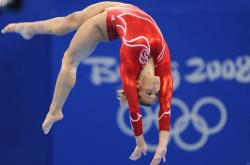 开云下载-从塞维利亚到欧洲之巅，皮克的欧冠半决赛统治与摩洛哥足球的强势启示