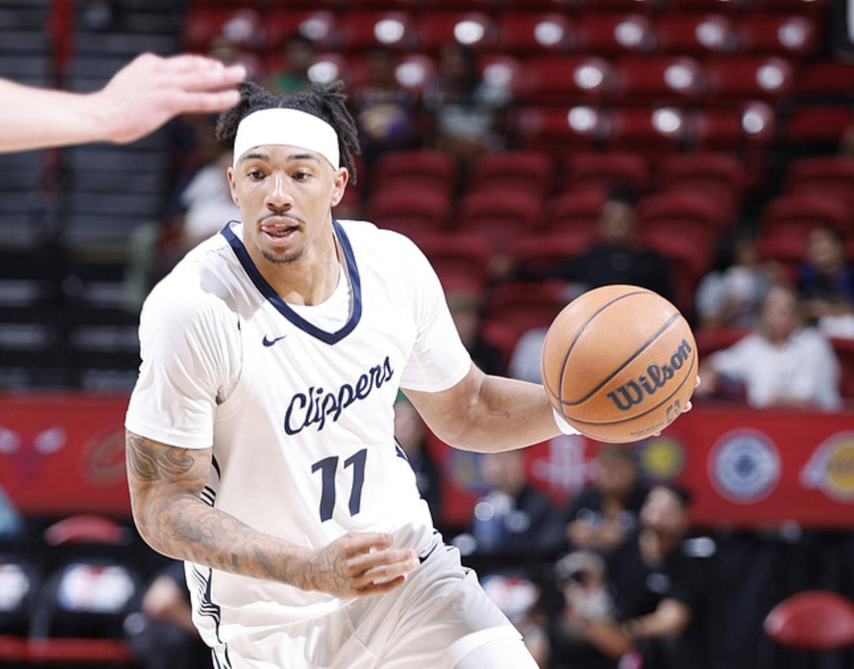 快船遭遇失利,东西部榜首位置出现波动 快船遭遇失利,东西部榜首位置出现波动