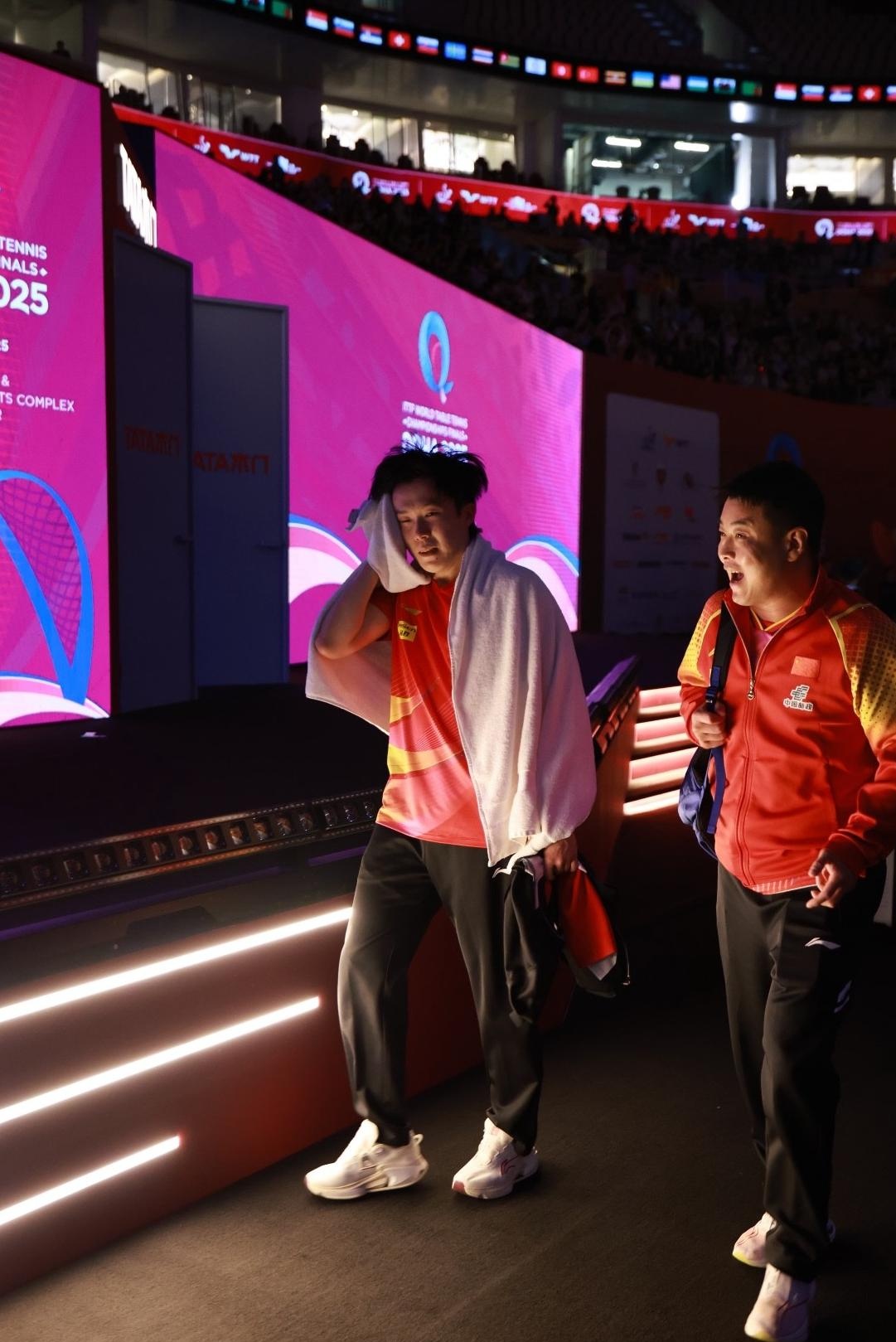 法国队横扫波兰队,王皓带队取胜 法国队横扫波兰队,王皓带队取胜